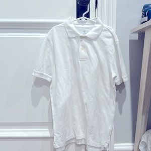 Nice gap polo for boys size extra large, really nice bin worn a few times
